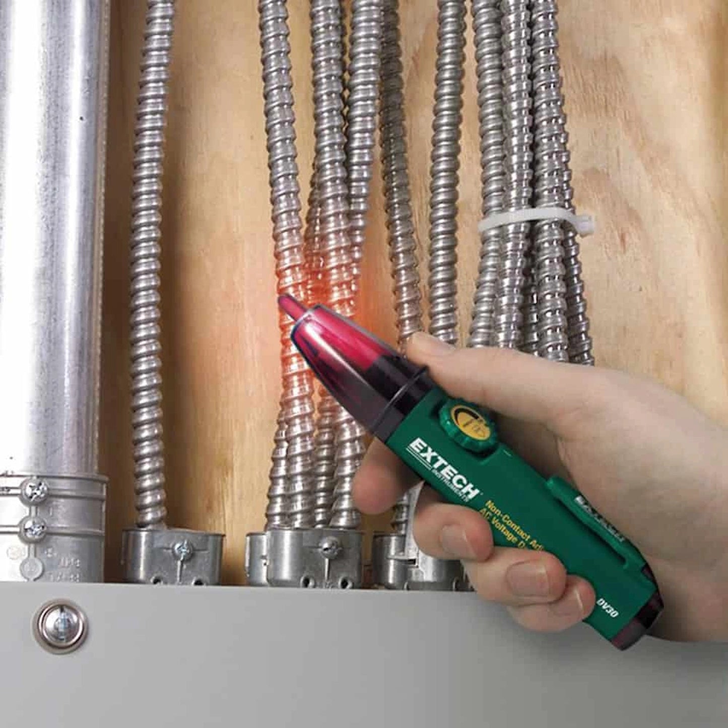 Extech DV30 Non-Contact Adjustable AC Voltage Detector
